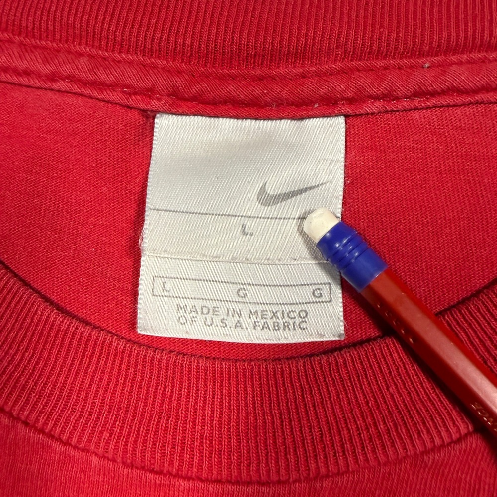 Nike‎ T-Shirt Mens Large Red Vintage Y2K Graphic Swoosh Short Sleeve Tee - Picture 3 of 10